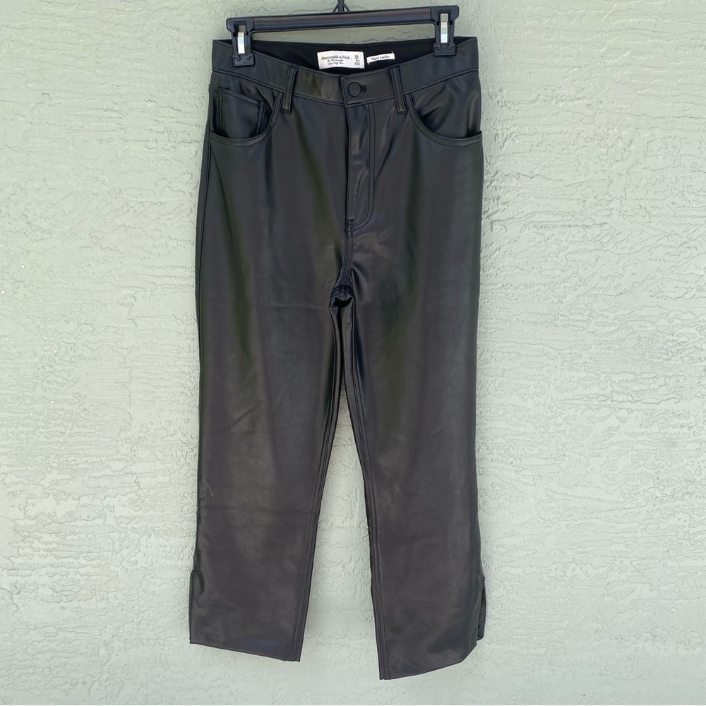 Abercrombie & Fitch Women's Black Vegan Leather High Rise Straight Pants Size 28